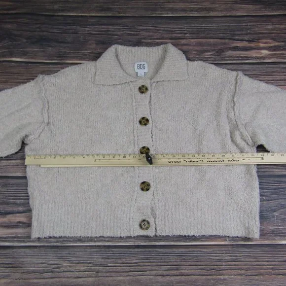 BDG UO Urban Outfitters NWT NEW Large Beige Button Up Collared Sweater - Picture 5 of 8